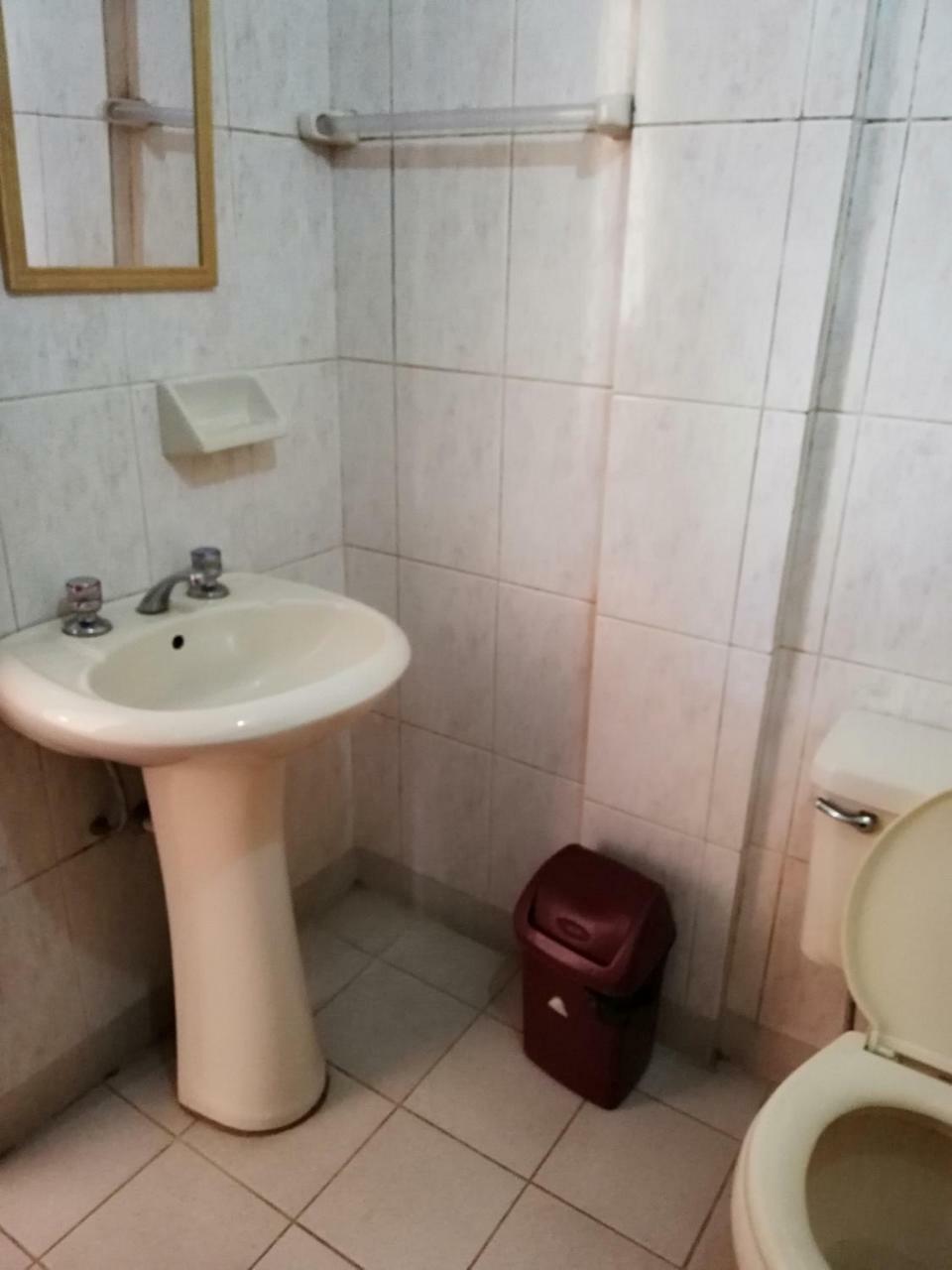 Hotel Las Kantutas Copacabana  Bagian luar foto